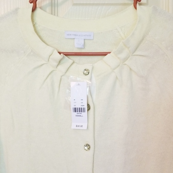 New York & Company Sweater - Picture 2 of 4